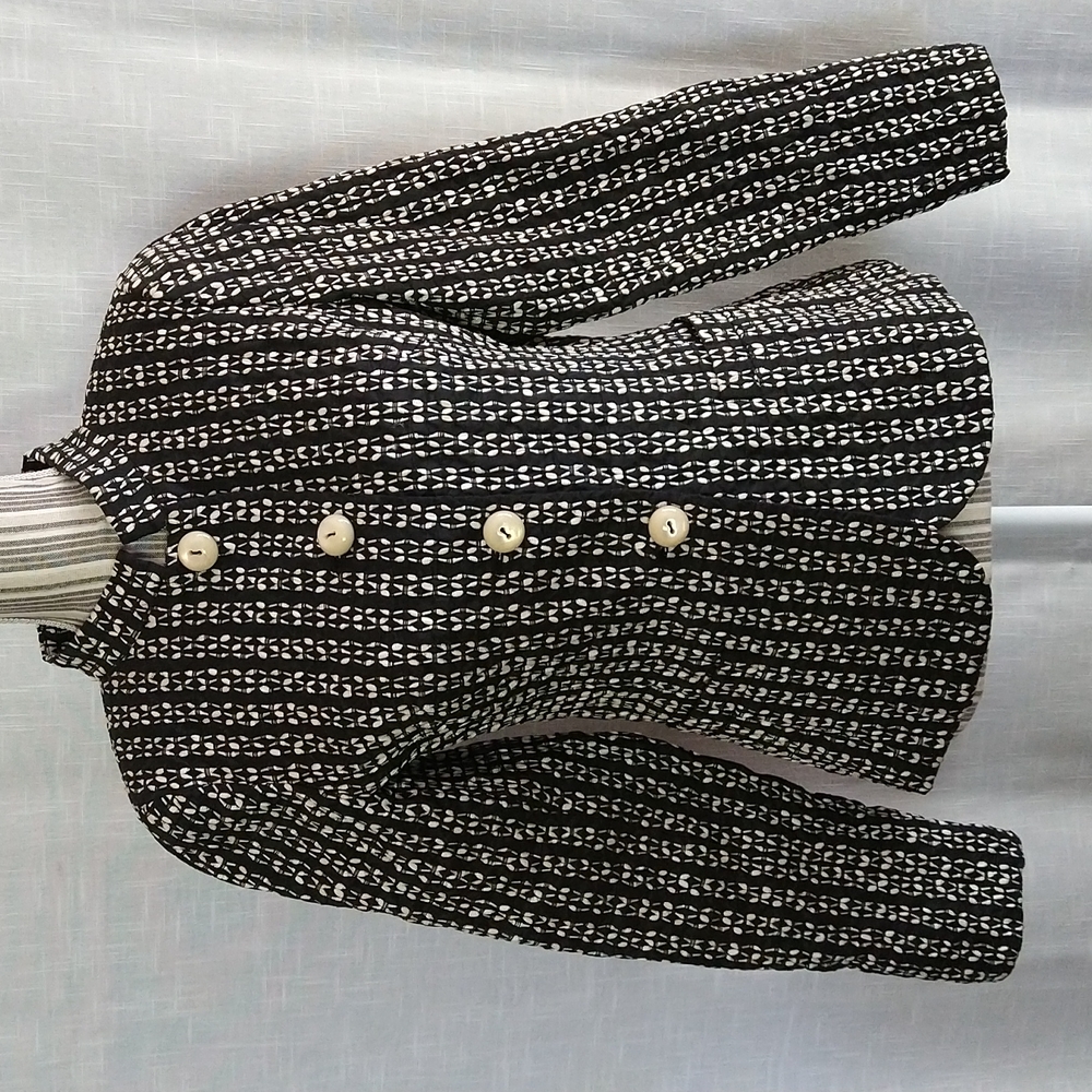 Doncaster Black White Textured Jacket Blazer Front Buttons SIze 4